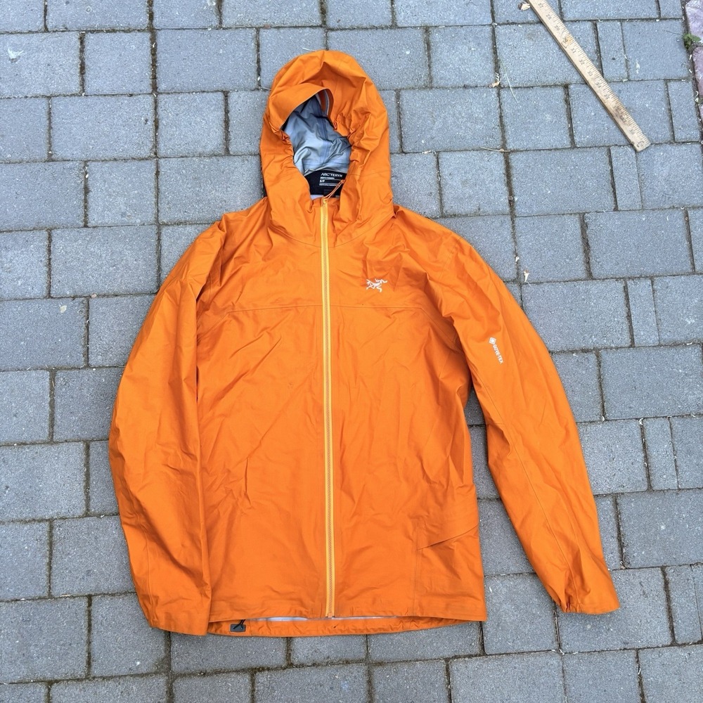 Arc'teryx Norvan LT Hoody Goretex Jacket Men's Small Orange STAINED .